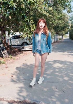 外出2夫妇野外交换全过_4K在线手机播放