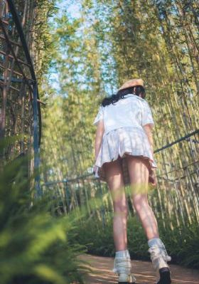 骸骨骑士大人异世界冒险中_蓝光高清完整版
